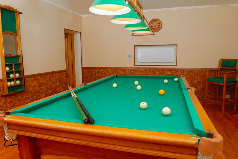 Pool Table Transporting detail